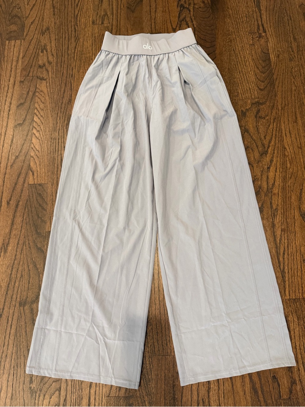 ALO Yoga Light Gray Wide-Leg Women's Pants